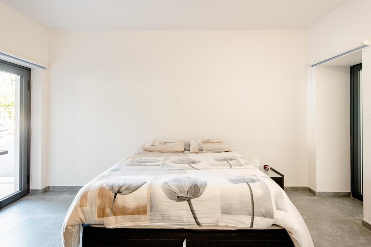 De L'avance 28m2 Apartment